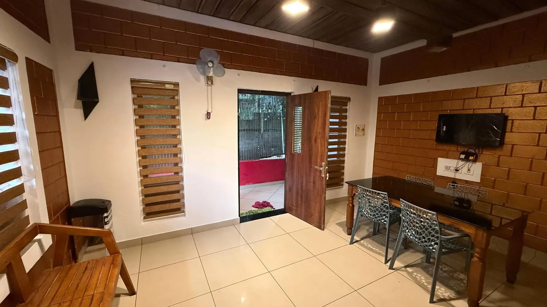 Bed & Breakfast Johns Village Resorts Vallikavungal